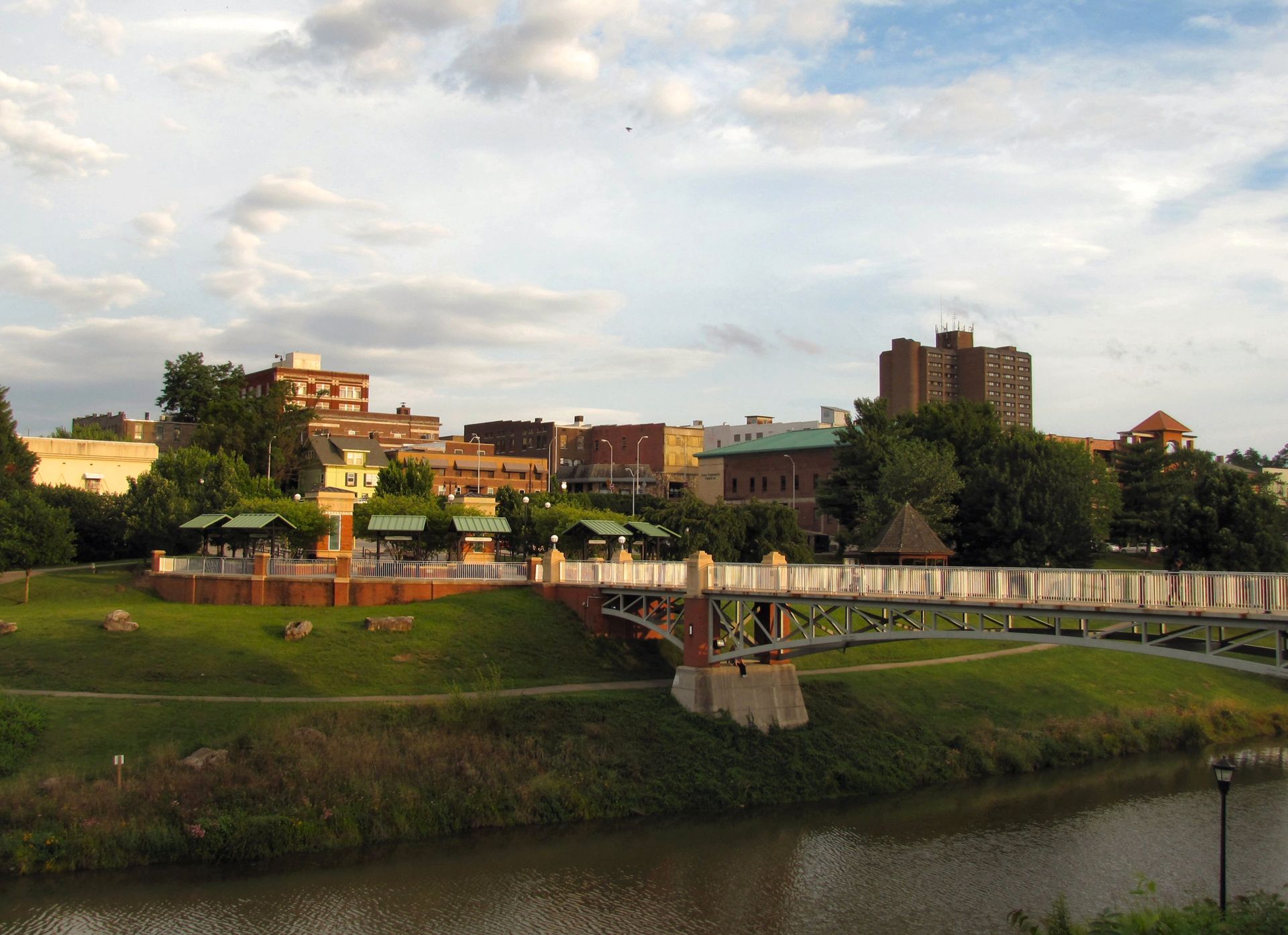 Maryville, TN skyline and downtown view near Downtown Maryville