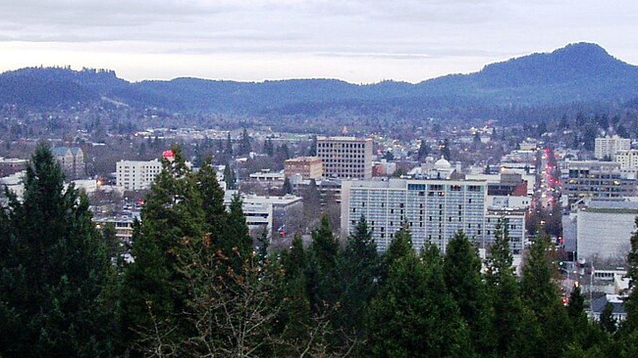 Eugene, OR skyline and downtown view near Portland Pearl District