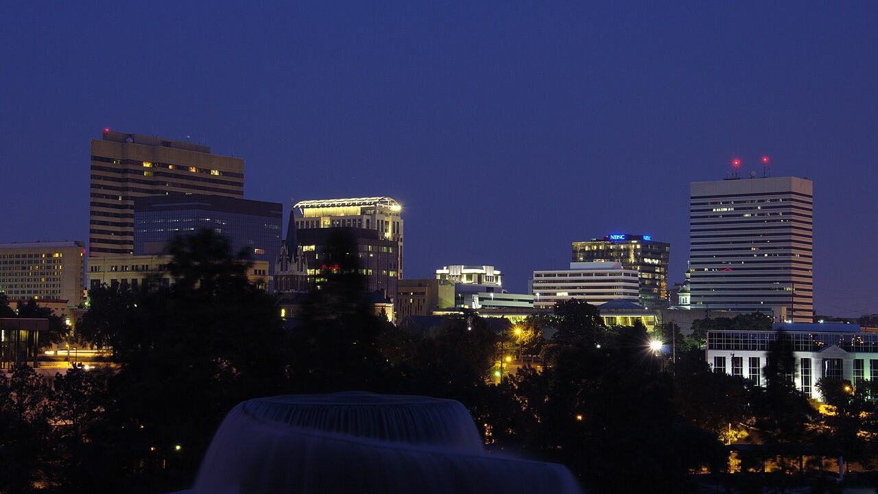 Columbia, SC skyline and downtown view near Charleston King Street